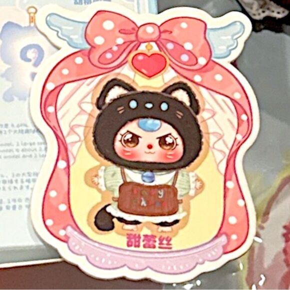 Baby Three Kitten Wardrobe Plush Pendant - Picture 12 of 16